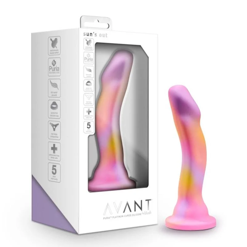 penis-stretching-safety-guide-Avant - Suns Out Silicone Dildo - Pink